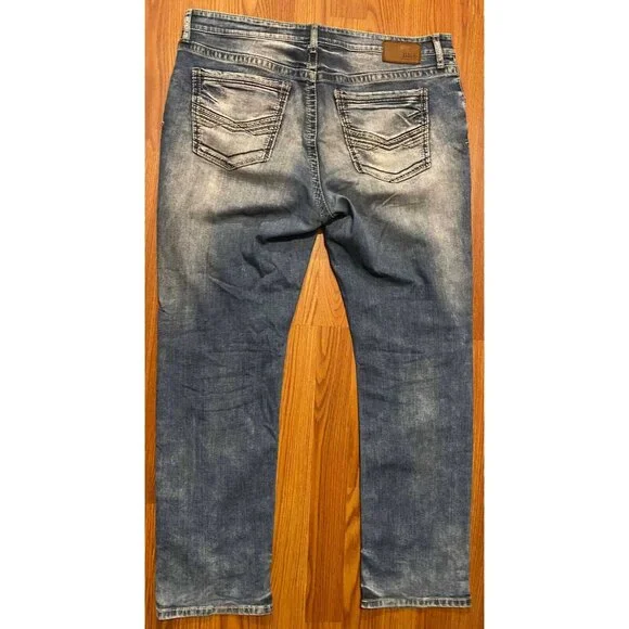 BKE Derek Mens 38 R Distress Jeans Straight Denim Pants